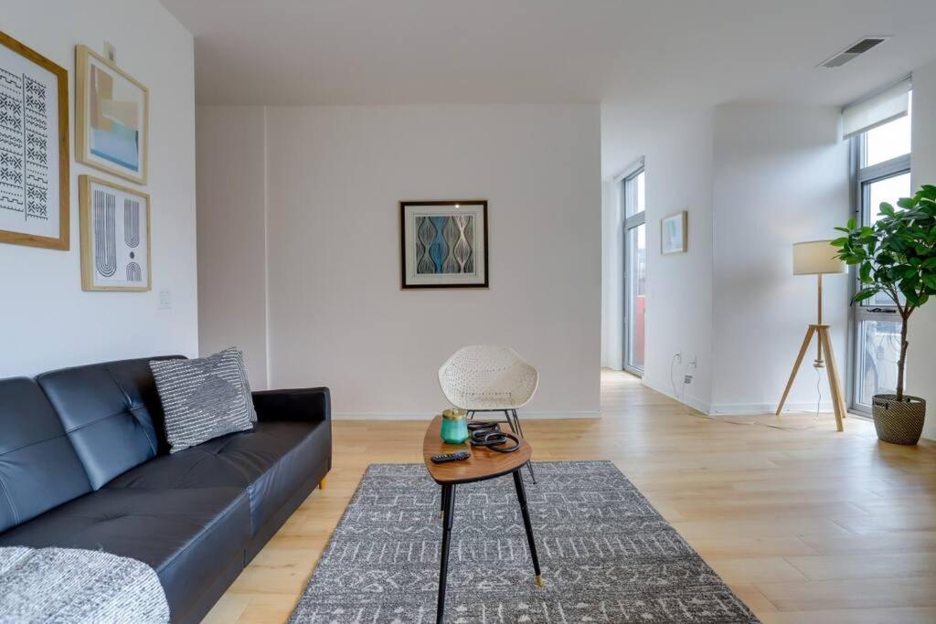 Fantastic 3br At Shaw With Gym Washington