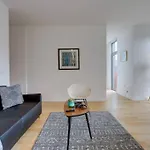 Fantastic 3Br Condo At Shaw With Gym